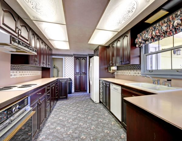 Kitchen Carpet Installation in Lees Summit